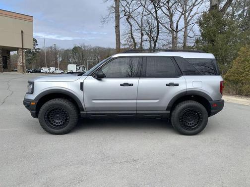 Iconic Silver Metallic 2021 Ford Bronco Sport Base