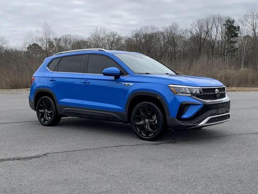 2023 Volkswagen Taos 1.5T SE