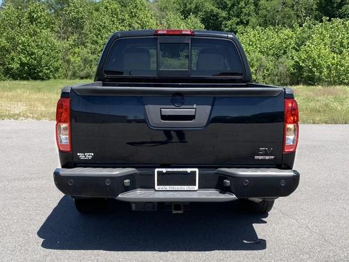 Magnetic Black Pearl 2020 Nissan Frontier SV