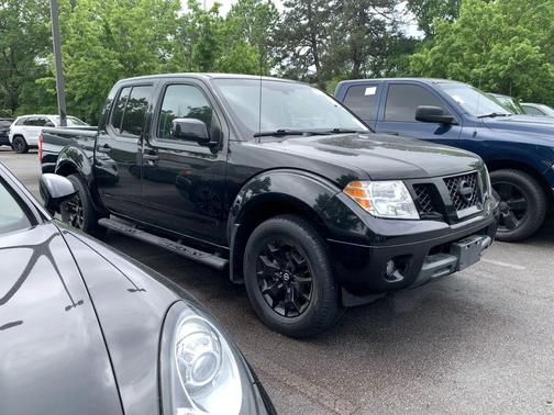 Magnetic Black Pearl 2020 Nissan Frontier SV
