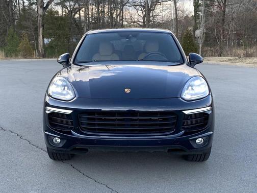 2016 Porsche Cayenne Cayenne