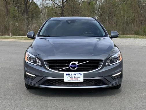 2018 Volvo V60 T5 Dynamic