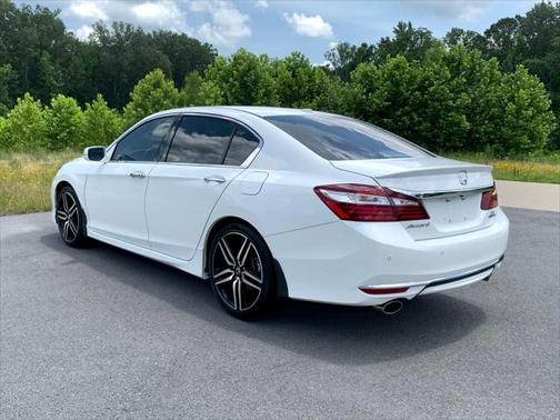 2017 Honda Accord Touring V6