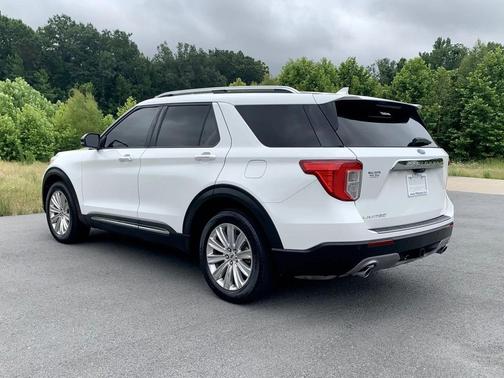 Star White Metallic Tri-Coat 2020 Ford Explorer Limited
