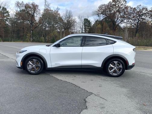 2023 Ford Mustang Mach-E Select