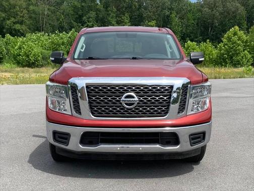 2018 Nissan Titan SV