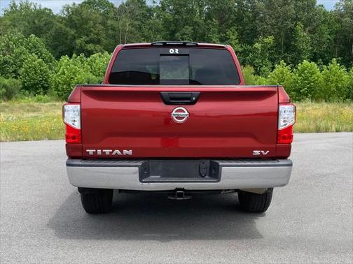 2018 Nissan Titan SV