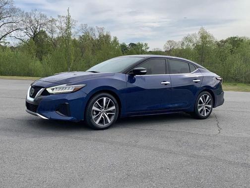 Deep Blue Pearl 2020 Nissan Maxima 3.5 SV