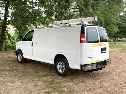 2014 Chevrolet Express 2500 Work Van