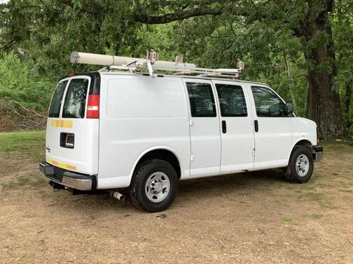 2014 Chevrolet Express 2500 Work Van