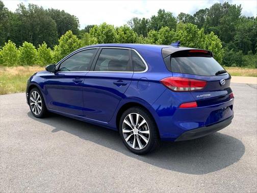 2020 Hyundai Elantra GT Base