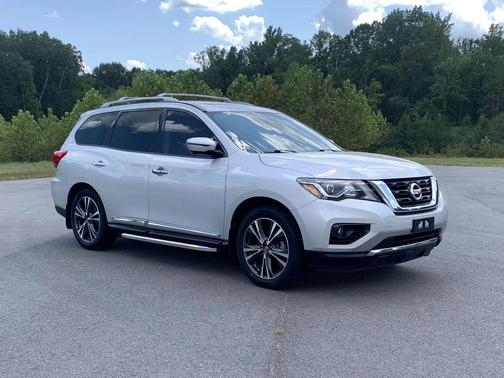 2020 Nissan Pathfinder Platinum 2WD