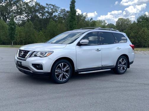2020 Nissan Pathfinder Platinum 2WD