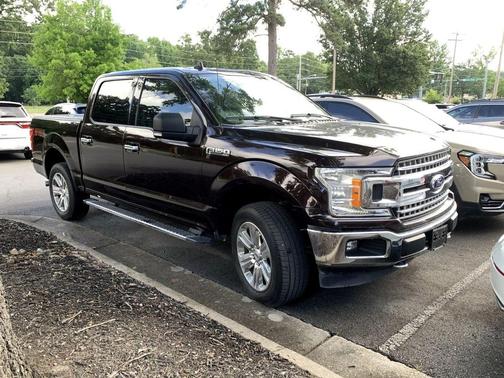 Red 2019 Ford F-150 XLT