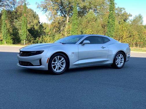 2019 Chevrolet Camaro 1LS
