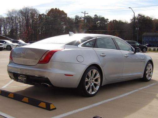 2017 Jaguar XJ XJL Portfolio