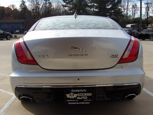 2017 Jaguar XJ XJL Portfolio