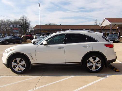 2009 INFINITI FX35 Base