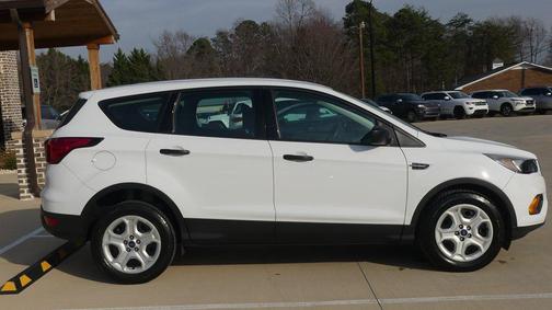 2019 Ford Escape S