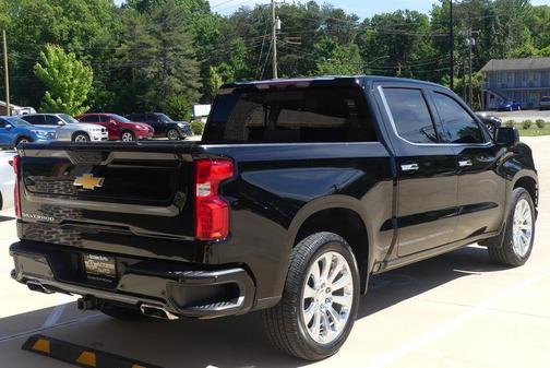 Black 2022 Chevrolet Silverado 1500 Limited High Country