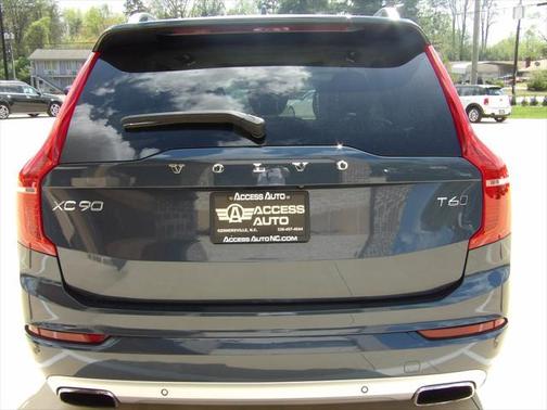 2019 Volvo XC90 T6 Momentum