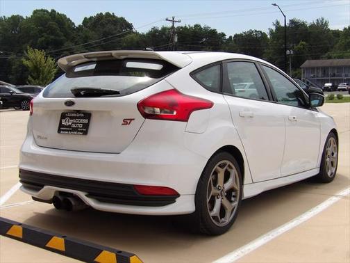 2016 Ford Focus ST