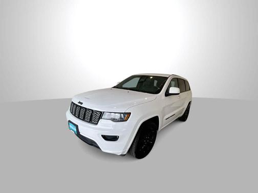 Bright White Clearcoat 2017 Jeep Grand Cherokee Altitude