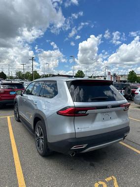 2024 Toyota Grand Highlander Hybrid HYBRID MAX