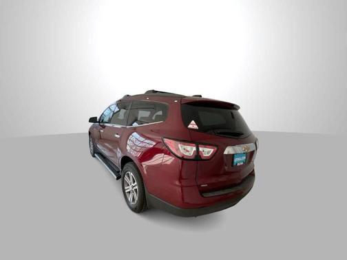 Siren Red Tintcoat 2016 Chevrolet Traverse 2LT