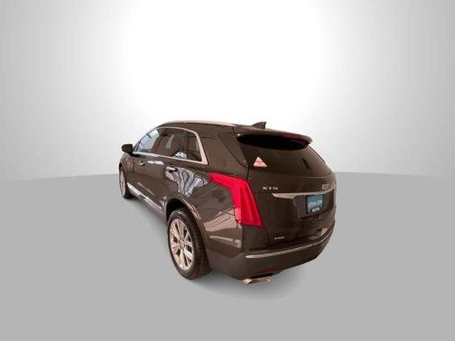 Dark Granite Metallic 2018 Cadillac XT5 Luxury