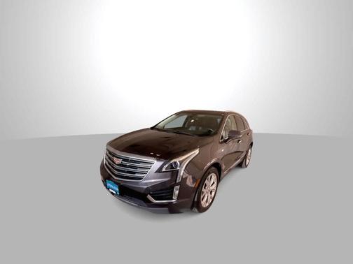 Dark Granite Metallic 2018 Cadillac XT5 Luxury
