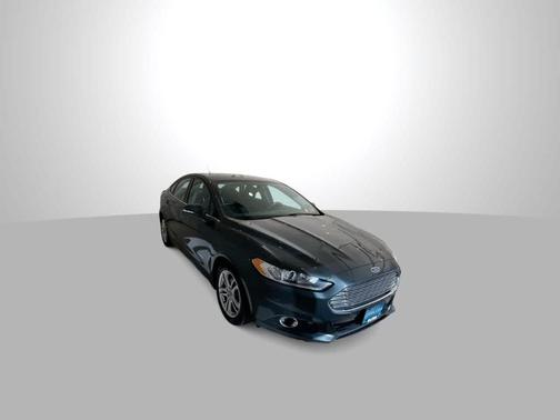 2016 Ford Fusion Hybrid SE