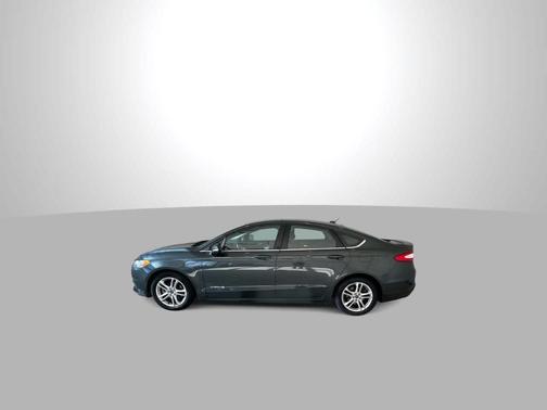 2016 Ford Fusion Hybrid SE