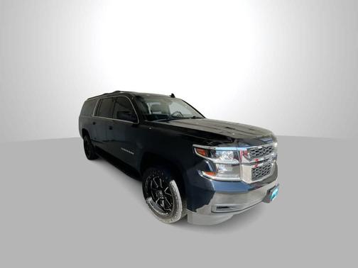 2017 Chevrolet Suburban LT