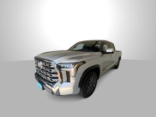2025 Toyota Tundra Hybrid Platinum