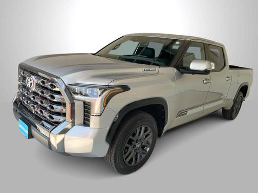 2025 Toyota Tundra Hybrid Platinum