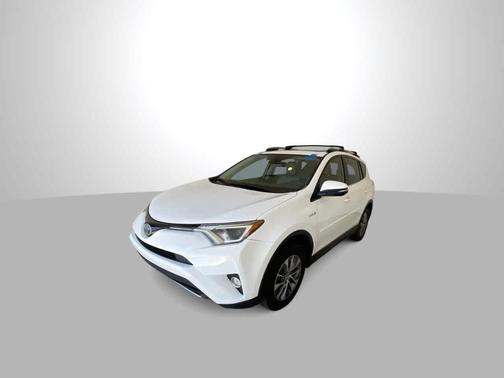 Super White 2017 Toyota RAV4 Hybrid XLE