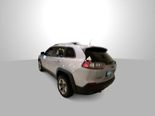 Billet Silver Metallic Clearcoat 2019 Jeep Cherokee Trailhawk