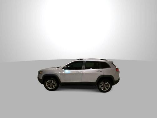 Billet Silver Metallic Clearcoat 2019 Jeep Cherokee Trailhawk