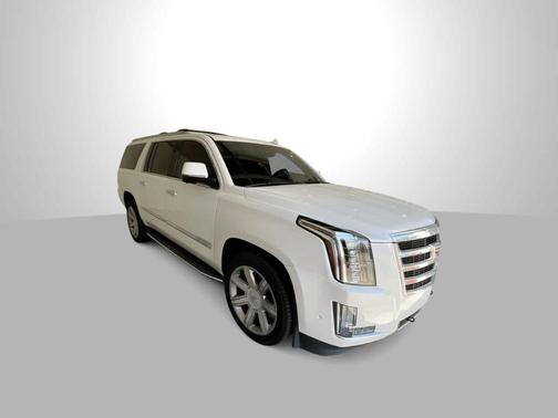 2018 Cadillac Escalade ESV Luxury