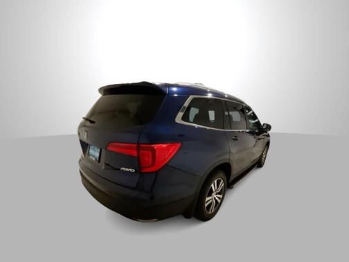 2017 Honda Pilot EX-L w/ Navigation