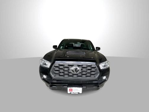 Midnight Black Metallic 2022 Toyota Tacoma TRD Sport