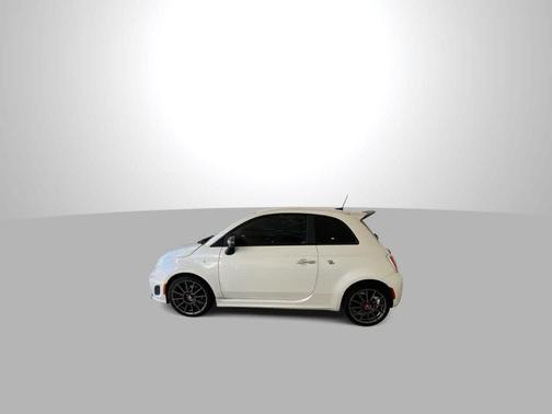 2016 FIAT 500 Abarth