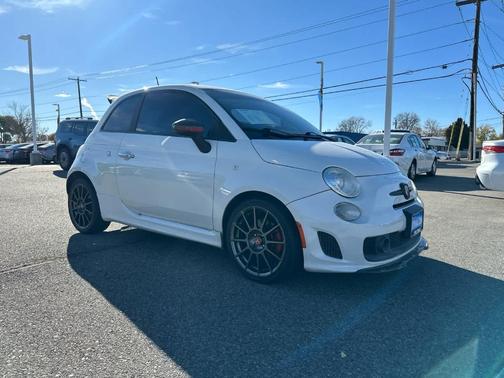 2016 FIAT 500 Abarth