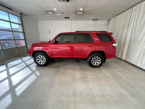 Barcelona Red Metallic 2019 Toyota 4Runner TRD Off Road Premium