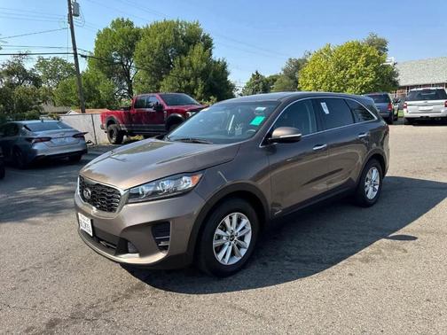 2020 Kia Sorento LX V6