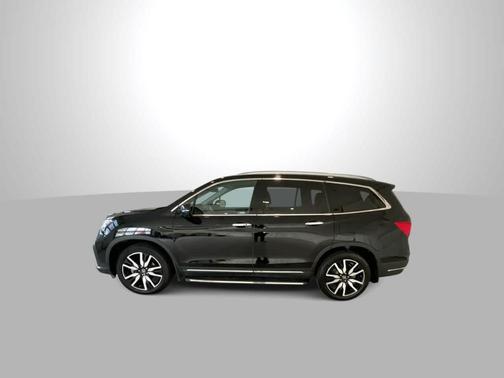 Crystal Black Pearl 2021 Honda Pilot Elite