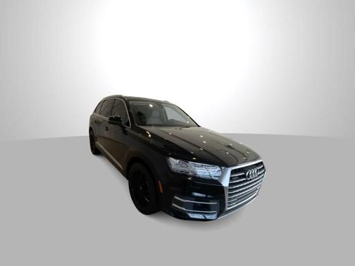 2019 Audi Q7 55 Premium Plus