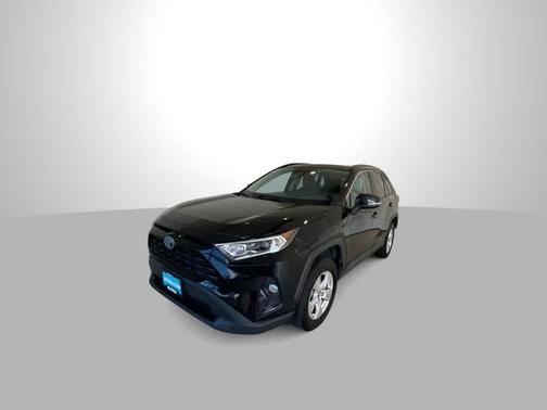 2020 Toyota RAV4 Hybrid XLE