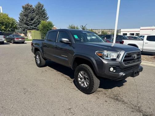 2017 Toyota Tacoma SR5